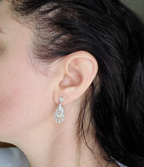 White 14K Gold with Dimonds earrings - Picture 15 of 16